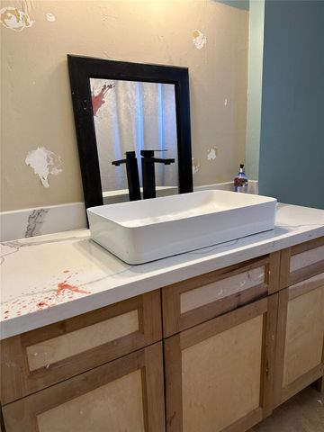 1011 Whitestone Lane, Houston, TX 77073