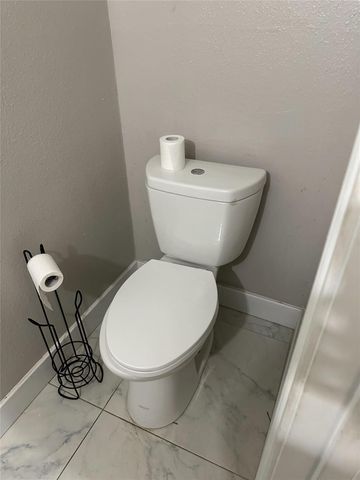 1011 Whitestone Lane, Houston, TX 77073