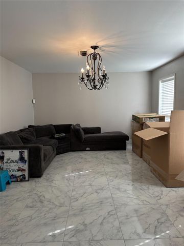 1011 Whitestone Lane, Houston, TX 77073