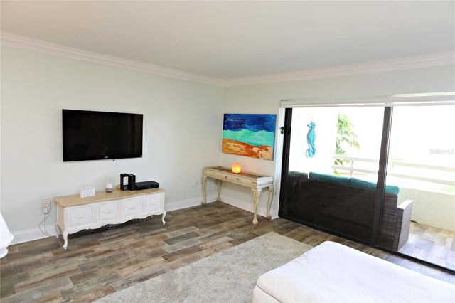 103 1ST STREET E 113, Tierra Verde, FL 33715