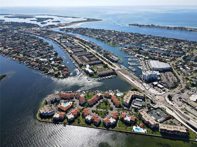 103 1ST STREET E 113, Tierra Verde, FL 33715