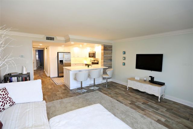 103 1ST STREET E 113, Tierra Verde, FL 33715
