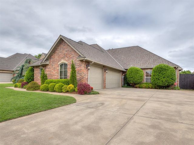 2705 SW 137th Street, Oklahoma City, OK 73170