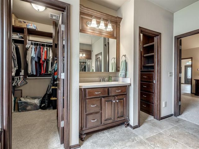 2705 SW 137th Street, Oklahoma City, OK 73170