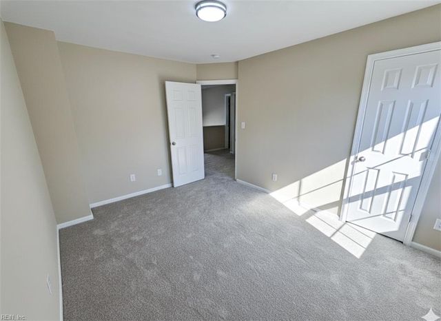 6114 Lenoir CIR, Norfolk, VA 23513