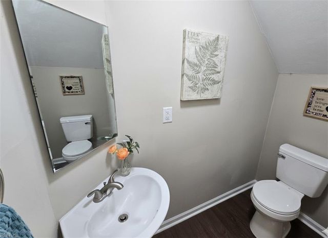 6114 Lenoir CIR, Norfolk, VA 23513