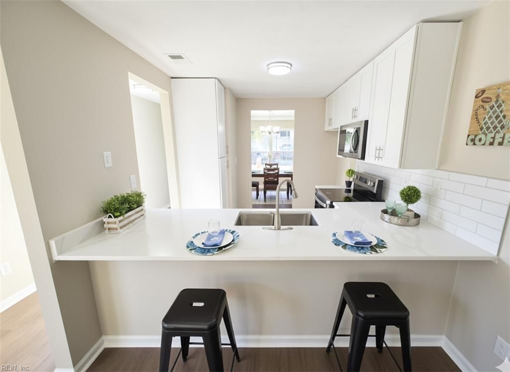 6114 Lenoir CIR, Norfolk, VA 23513