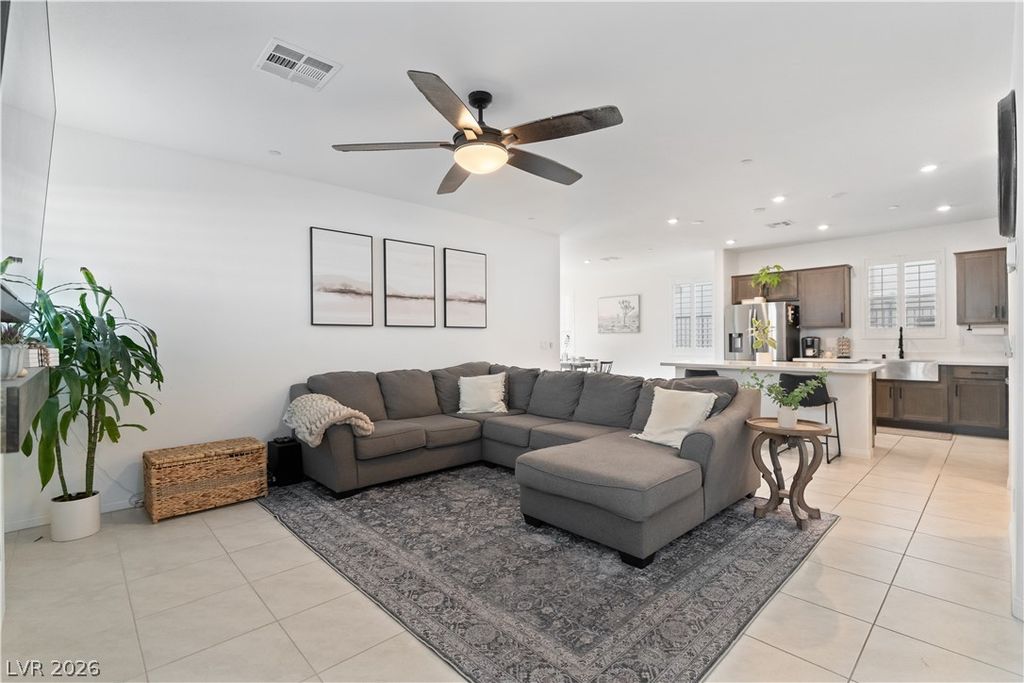10925 Oregano Avenue, Las Vegas, NV 89166 — photo 2