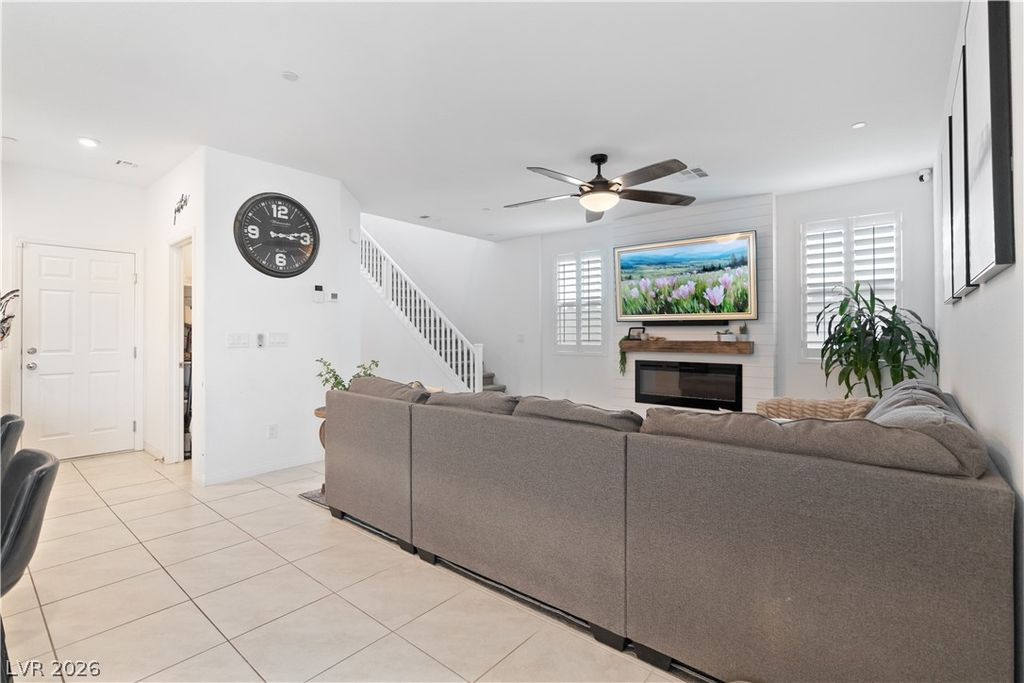 10925 Oregano Avenue, Las Vegas, NV 89166 — photo 3