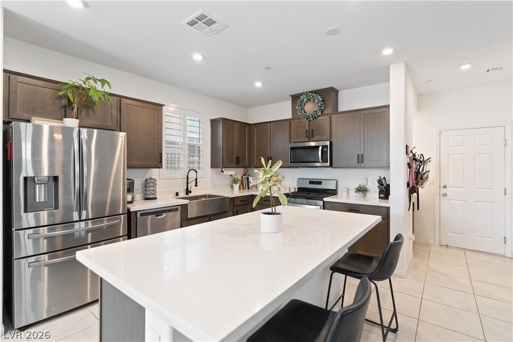 10925 Oregano Avenue, Las Vegas, NV 89166 — photo 5