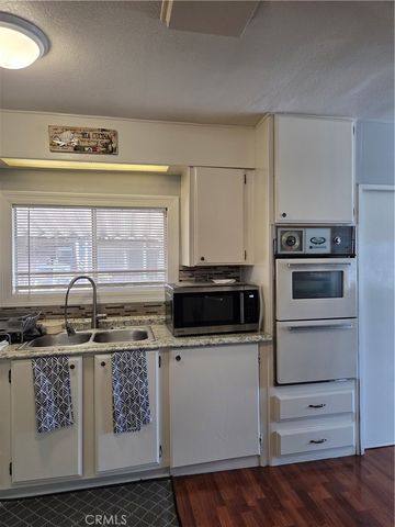 1301 E Avenue I SPC 225, Lancaster, CA 93535
