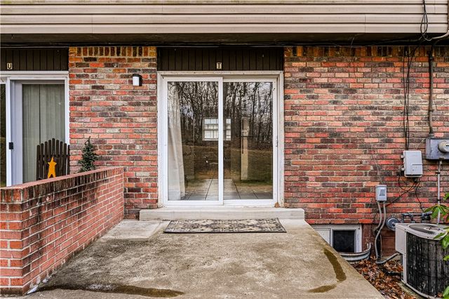 384 Northgate Dr T, Washington Twp, PA 15613