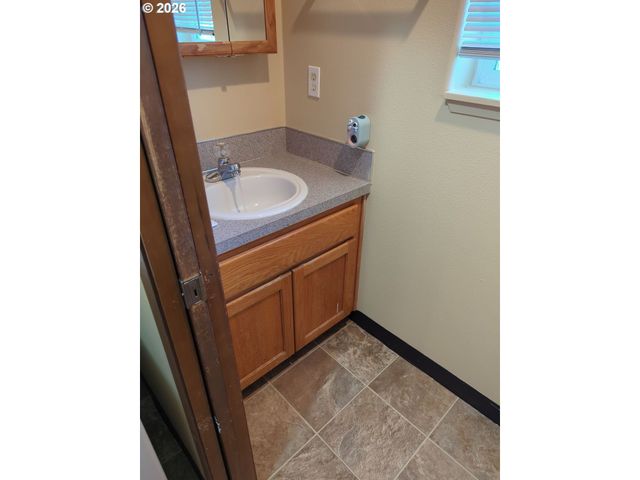 340 Nw CONNELL Ave, Hillsboro, OR 97124