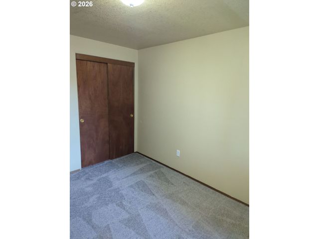 340 Nw CONNELL Ave, Hillsboro, OR 97124