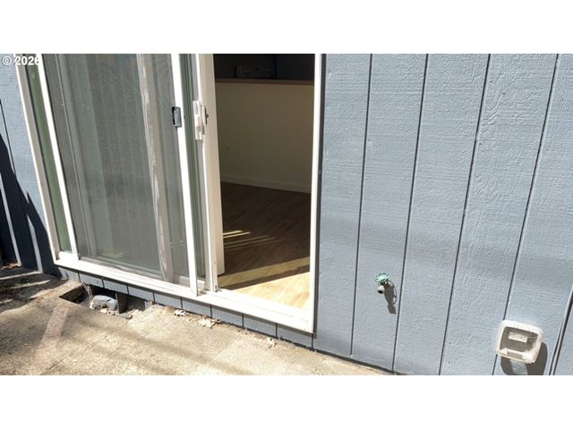 340 Nw CONNELL Ave, Hillsboro, OR 97124