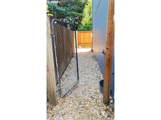 340 Nw CONNELL Ave, Hillsboro, OR 97124