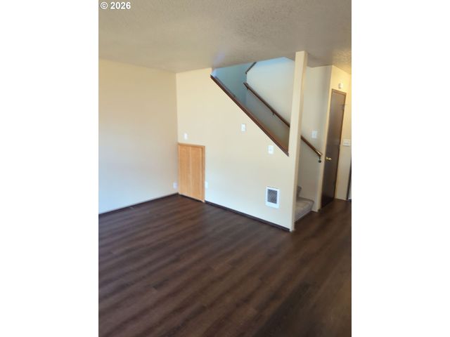 340 Nw CONNELL Ave, Hillsboro, OR 97124