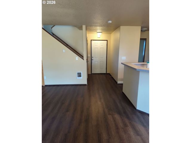 340 Nw CONNELL Ave, Hillsboro, OR 97124