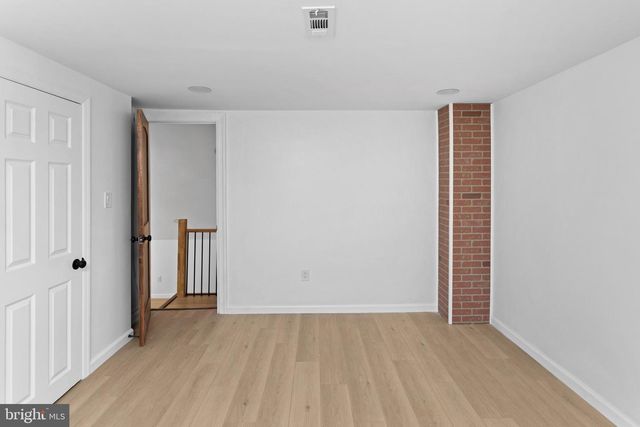 10 FRONT ST, Chesterfield, NJ 08515