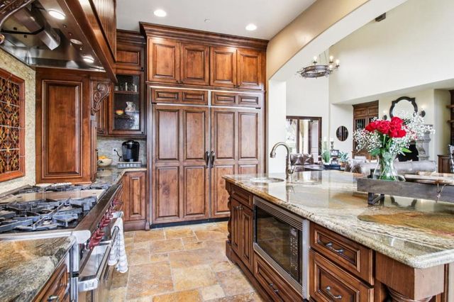 12220 Heritage, Gilroy, CA 95020