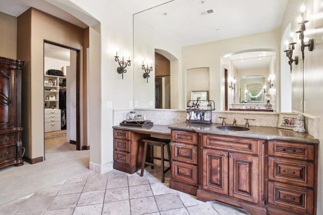 12220 Heritage, Gilroy, CA 95020