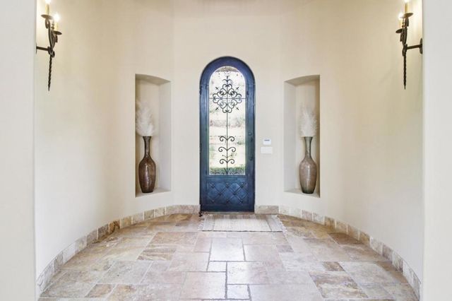 12220 Heritage, Gilroy, CA 95020