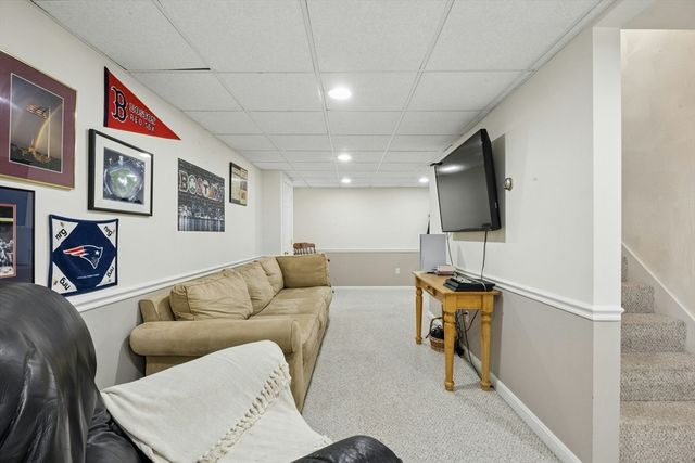 28 Whitman, Stow, MA 01775