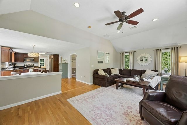 28 Whitman, Stow, MA 01775