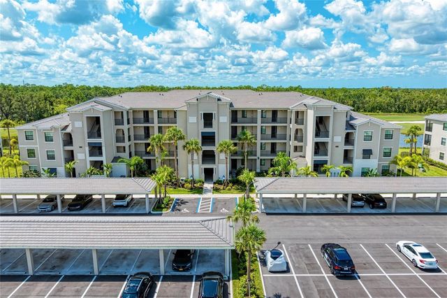 18008 GAWTHROP DRIVE 302, Bradenton, FL 34211