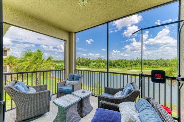 18008 GAWTHROP DRIVE 302, Bradenton, FL 34211