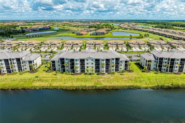 18008 GAWTHROP DRIVE 302, Bradenton, FL 34211