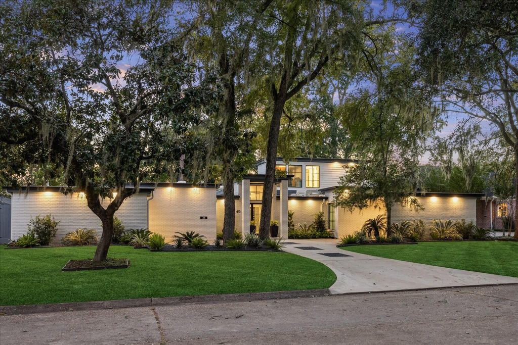 45 Patti Lynn Lane, Houston, TX 77024