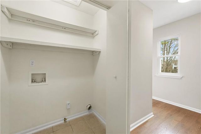 1017 Falling Valley Court SE, Smyrna, GA 30080