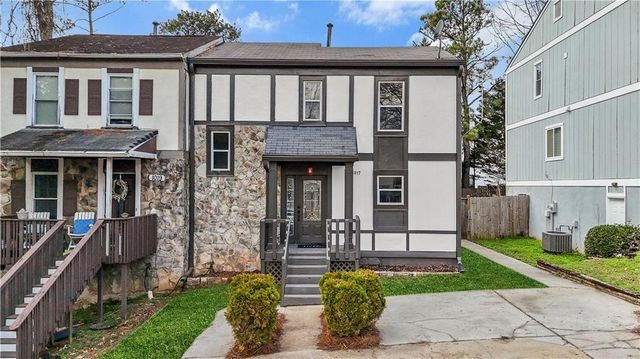 1017 Falling Valley Court SE, Smyrna, GA 30080