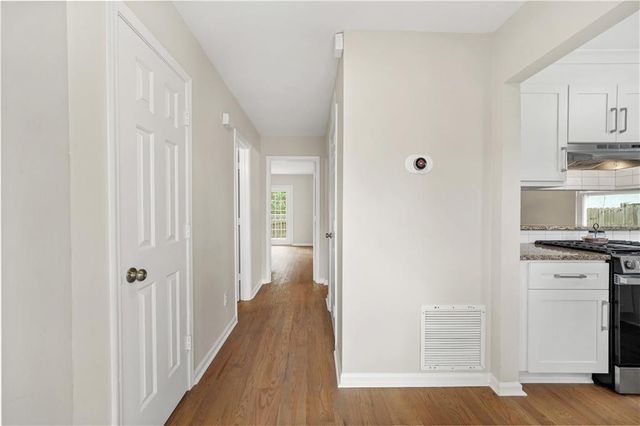 1017 Falling Valley Court SE, Smyrna, GA 30080