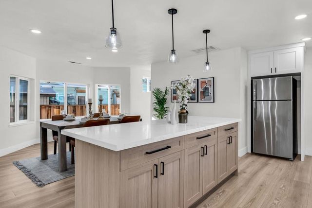 1539 San Fernando, San Jose, CA 95116