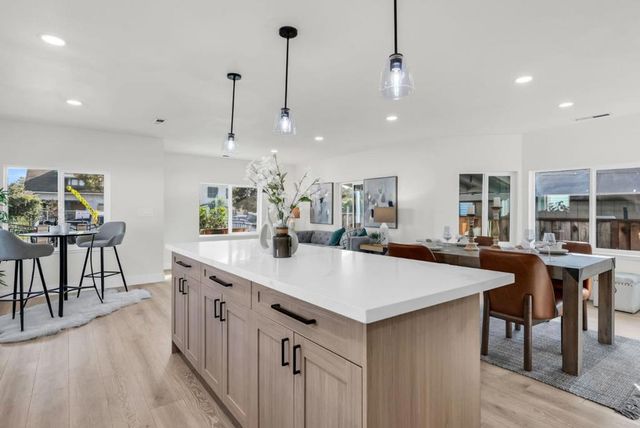 1539 San Fernando, San Jose, CA 95116