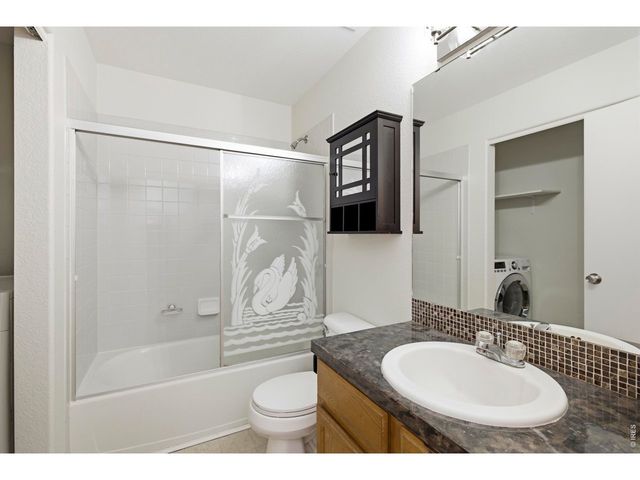 4199 Cripple Creek Dr, Loveland, CO 80538