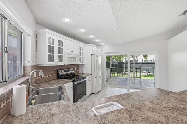 9709 SW 146th Ct, Miami, FL 33186