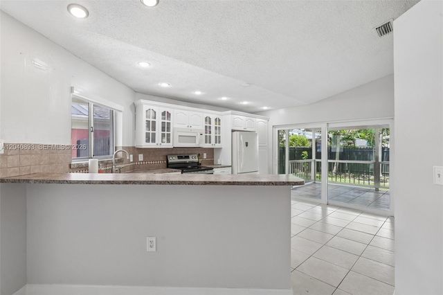 9709 SW 146th Ct, Miami, FL 33186
