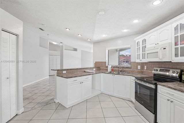 9709 SW 146th Ct, Miami, FL 33186