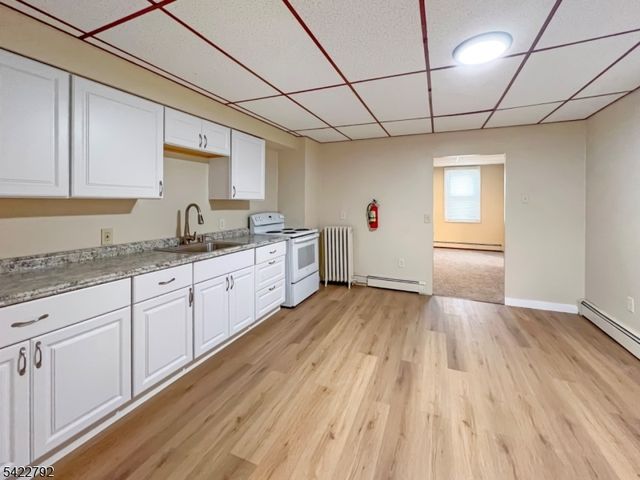 214 Washington St, Phillipsburg Town, NJ 08865