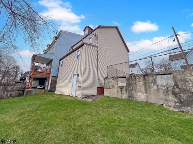 214 Washington St, Phillipsburg Town, NJ 08865