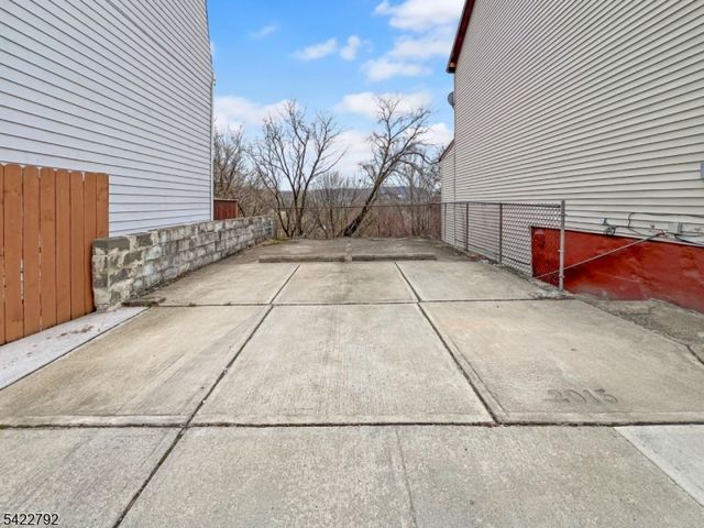 214 Washington St, Phillipsburg Town, NJ 08865