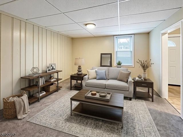 214 Washington St, Phillipsburg Town, NJ 08865