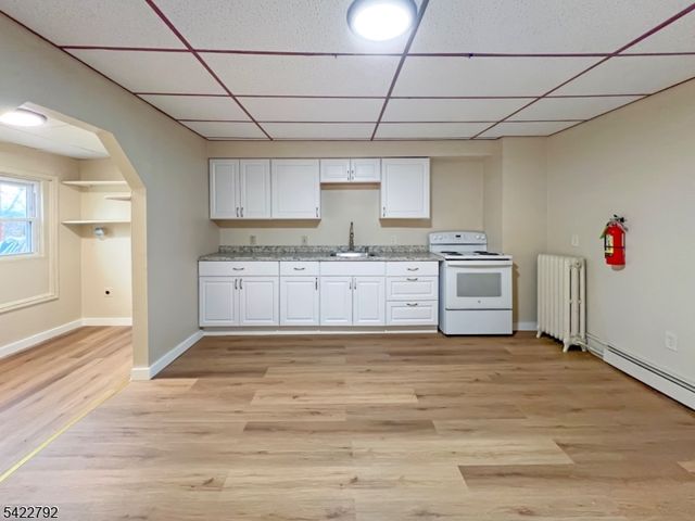 214 Washington St, Phillipsburg Town, NJ 08865