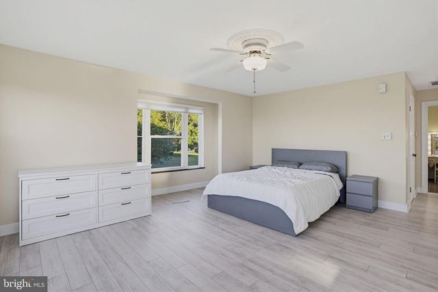 9100 LANSEAIR FARM, Welcome, MD 20693