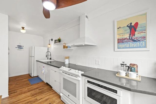 1460 Seacoast Drive 11, Imperial Beach, CA 91932