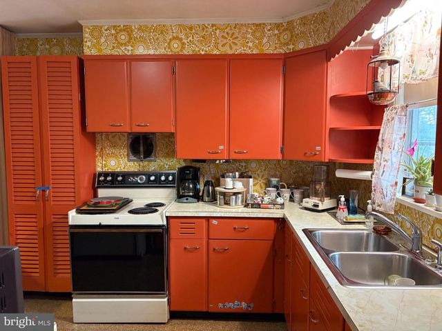 1026 ELMWOOD DR, Pottstown, PA 19464