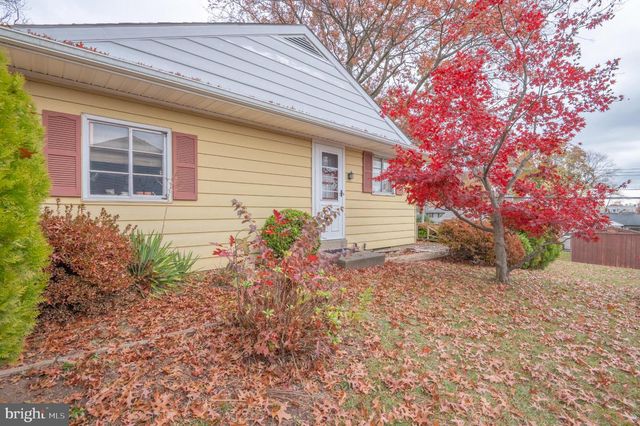 1026 ELMWOOD DR, Pottstown, PA 19464